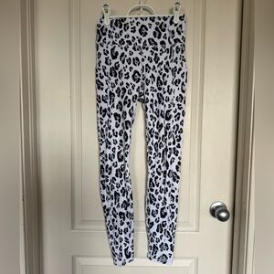 Fabletics High Waisted Leopard Print Luxe Leggings Sz S